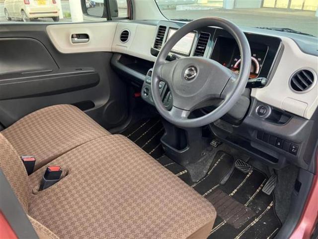 モコ S 新品タイヤ/社外 SDナビ/EBD付ABS/アイドリングストップ/エアバッグ 運転席/エアバッグ 助手席/パワーウインドウ/エンジンスタートボタン/キーレスエントリー/パワーステアリング 盗難防止装置(5枚目)