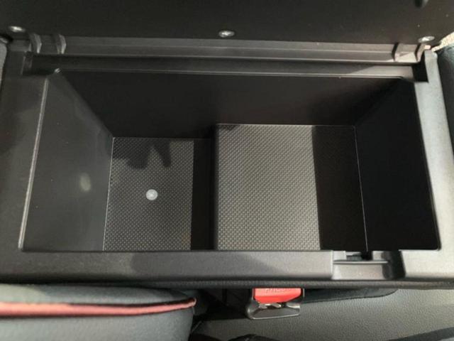 スペーシアカスタム ハイブリッドＸＳ　保証書／デュアルカメラブレーキサポート（スズキ）／両側電動スライドドア／シートヒーター　前席／車線逸脱防止支援システム／シート　ハーフレザー／ヘッドランプ　ＬＥＤ／ＥＢＤ付ＡＢＳ　登録／届出済未使用車（28枚目）