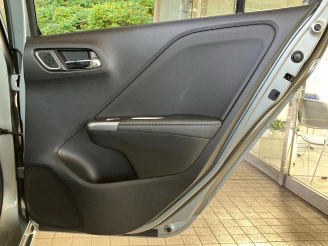 グレイス ハイブリッドＥＸ　新品タイヤ／保証書／純正　ＳＤナビ／シティーブレーキアクティブシステム（ホンダ）／シートヒーター　前席／シート　合皮／ドライブレコーダー　社外／ヘッドランプ　ＬＥＤ／ＵＳＢジャック　バックカメラ（19枚目）