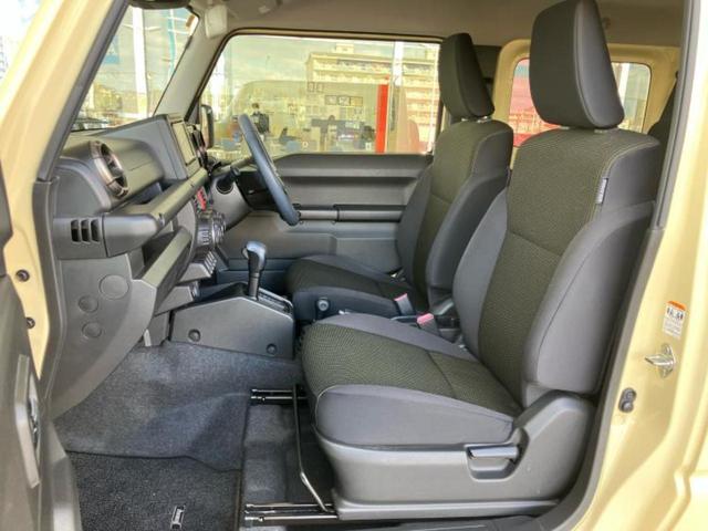 ジムニー ４ＷＤ　ＸＣ　新品タイヤ／保証書／純正　ＳＤナビ／セーフティサポート（スズキ）／シートヒーター／車線逸脱防止支援システム／ドライブレコーダー　社外／ヘッドランプ　ＬＥＤ／Ｂｌｕｅｔｏｏｔｈ接続／ＡＢＳ　バックカメラ（6枚目）