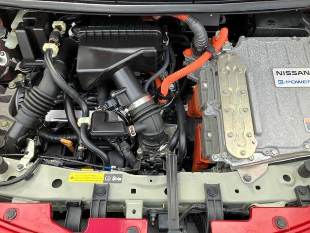 ノート eパワーメダリスト 保証書/純正 SDナビ/インテリジェントルームミラー/衝突安全装置/アラウンドビューモニター/車線逸脱防止支援システム/シート ハーフレザー/ドライブレコーダー 純正/ヘッドランプ LED DVD再生(52枚目)