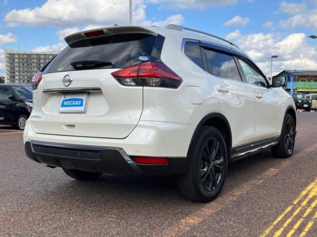 エクストレイル 20Xiレザーエディション 新品タイヤ/保証書/純正 9インチ SDナビ/フリップダウンモニター/インテリジェントルームミラー/衝突安全装置/シートヒーター/全方位モニター/車線逸脱防止支援システム/シート フルレザー 革シート(3枚目)