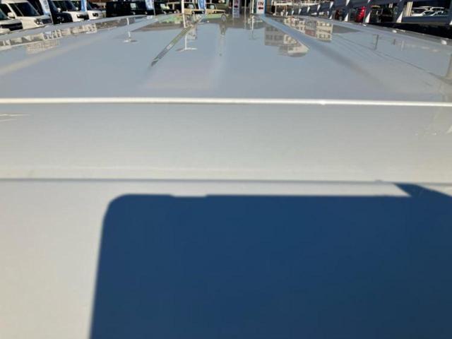 エブリイワゴン PZターボ 新品タイヤ/保証書/ディスプレイオーディオ/衝突安全装置/電動スライドドア/シートヒーター 運転席/ヘッドランプ HID/USBジャック/Bluetooth接続/EBD付ABS/横滑り防止装置(50枚目)