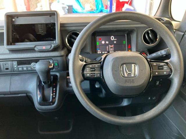 N-BOXカスタム ヒョウジュン 保証書/ホンダセンシング/電動スライドドア/シートヒーター 前席/車線逸脱防止支援システム/ヘッドランプ LED/ETC/EBD付ABS/アイドリングストップ/禁煙車/エアバッグ 運転席 盗難防止装置(10枚目)