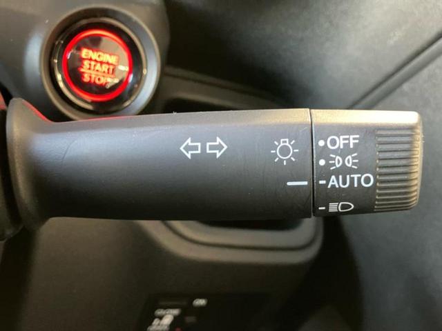 N-BOXカスタム ヒョウジュン 保証書/ホンダセンシング/電動スライドドア/シートヒーター 前席/車線逸脱防止支援システム/ヘッドランプ LED/ETC/EBD付ABS/アイドリングストップ/禁煙車/エアバッグ 運転席 盗難防止装置(11枚目)