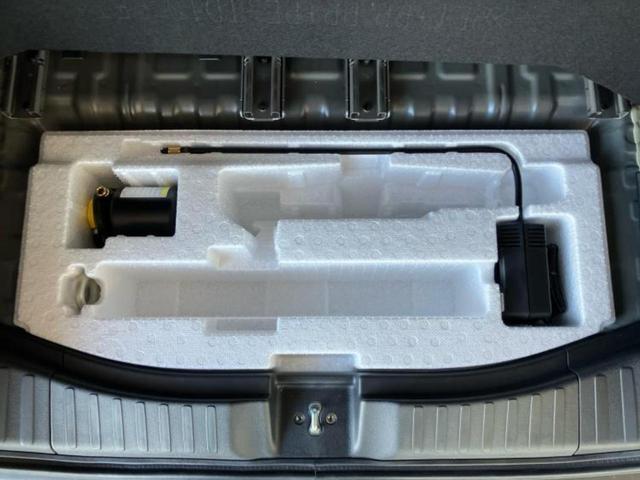 N-BOXカスタム ヒョウジュン 保証書/ホンダセンシング/電動スライドドア/シートヒーター 前席/車線逸脱防止支援システム/ヘッドランプ LED/ETC/EBD付ABS/アイドリングストップ/禁煙車/エアバッグ 運転席 盗難防止装置(25枚目)