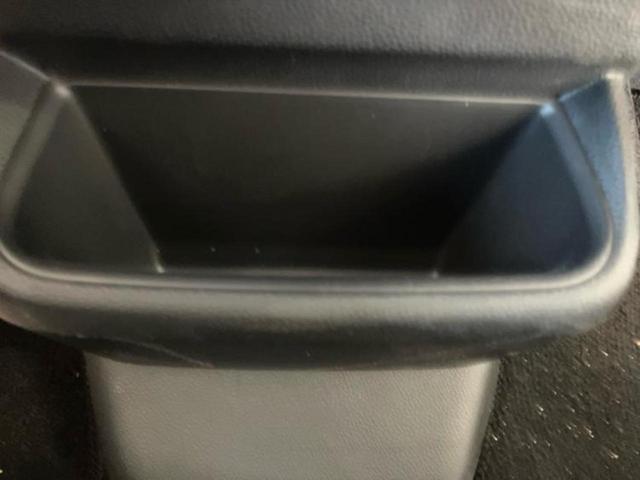 N-BOXカスタム ヒョウジュン 保証書/ホンダセンシング/電動スライドドア/シートヒーター 前席/車線逸脱防止支援システム/ヘッドランプ LED/ETC/EBD付ABS/アイドリングストップ/禁煙車/エアバッグ 運転席 盗難防止装置(32枚目)