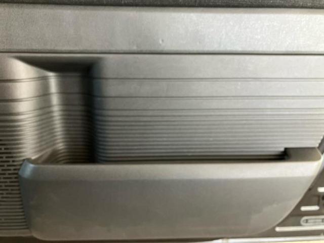 N-BOXカスタム ヒョウジュン 保証書/ホンダセンシング/電動スライドドア/シートヒーター 前席/車線逸脱防止支援システム/ヘッドランプ LED/ETC/EBD付ABS/アイドリングストップ/禁煙車/エアバッグ 運転席 盗難防止装置(39枚目)