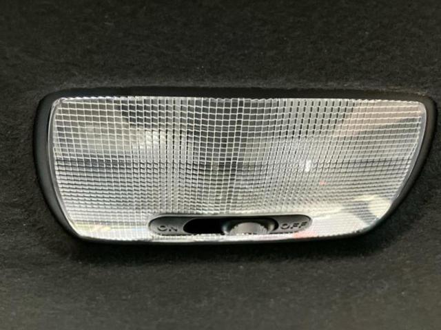 N-BOXカスタム ヒョウジュン 保証書/ホンダセンシング/電動スライドドア/シートヒーター 前席/車線逸脱防止支援システム/ヘッドランプ LED/ETC/EBD付ABS/アイドリングストップ/禁煙車/エアバッグ 運転席 盗難防止装置(43枚目)