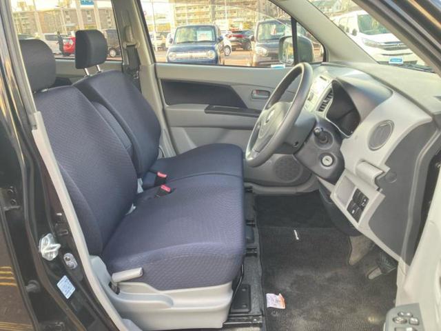 ワゴンR FXアイドリングストップ 新品タイヤ/保証書/EBD付ABS/アイドリングストップ/エアバッグ 運転席/エアバッグ 助手席/パワーウインドウ/キーレスエントリー/盗難防止システム/マニュアルエアコン/アクセサリーソケット(4枚目)