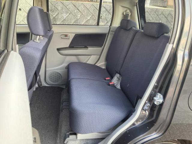 ワゴンR FXアイドリングストップ 新品タイヤ/保証書/EBD付ABS/アイドリングストップ/エアバッグ 運転席/エアバッグ 助手席/パワーウインドウ/キーレスエントリー/盗難防止システム/マニュアルエアコン/アクセサリーソケット(7枚目)