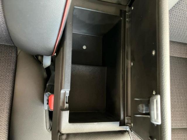 スペーシアカスタム ハイブリッドXS 保証書/純正 9インチ メモリーナビ/セーフティサポート(スズキ)/両側電動スライドドア/シートヒーター 前席/全方位モニター/車線逸脱防止支援システム/登録済未使用車/ヘッドランプ LED 禁煙車(34枚目)