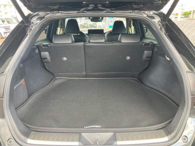 ハリアー Ｚレザーパッケージ　新品タイヤ／サンルーフ／ＪＢＬ／保証書／純正　１２．３インチ　メモリーナビ／デジタルインナーミラー／トヨタセーフティセンス／シートヒーター　前席／パノラミックビューモニター／車線逸脱防止支援システム（8枚目）