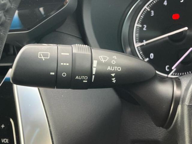 ハリアー Ｚレザーパッケージ　新品タイヤ／サンルーフ／ＪＢＬ／保証書／純正　１２．３インチ　メモリーナビ／デジタルインナーミラー／トヨタセーフティセンス／シートヒーター　前席／パノラミックビューモニター／車線逸脱防止支援システム（17枚目）