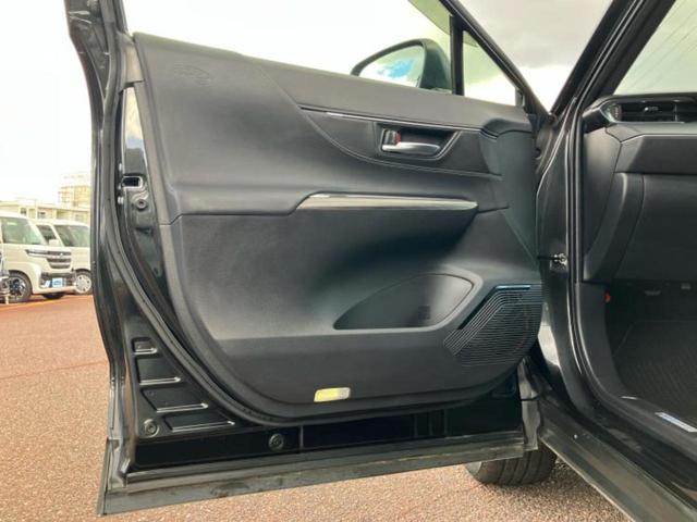 ハリアー Ｚレザーパッケージ　新品タイヤ／サンルーフ／ＪＢＬ／保証書／純正　１２．３インチ　メモリーナビ／デジタルインナーミラー／トヨタセーフティセンス／シートヒーター　前席／パノラミックビューモニター／車線逸脱防止支援システム（22枚目）