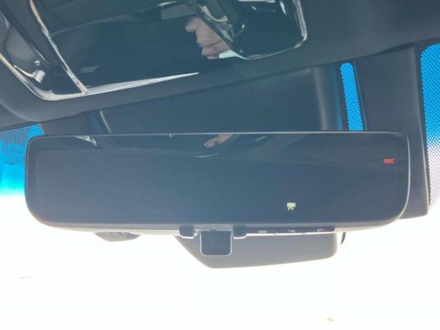 ハリアー Ｚレザーパッケージ　新品タイヤ／サンルーフ／ＪＢＬ／保証書／純正　１２．３インチ　メモリーナビ／デジタルインナーミラー／トヨタセーフティセンス／シートヒーター　前席／パノラミックビューモニター／車線逸脱防止支援システム（41枚目）