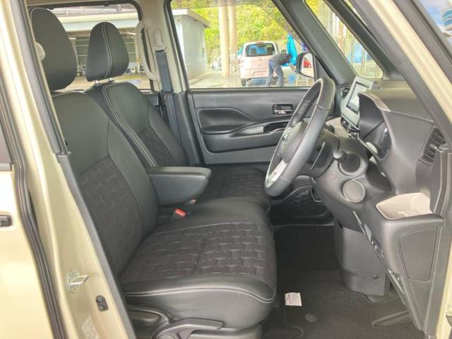 デリカミニ ４ＷＤ　Ｔプレミアム　社外　ＳＤナビ／イーアシスト（ミツビシ）／両側電動スライドドア／シートヒーター　前席／全方位モニター／車線逸脱防止支援システム／シート　ハーフレザー／ドライブレコーダー　社外／ヘッドランプ　ＬＥＤ（4枚目）