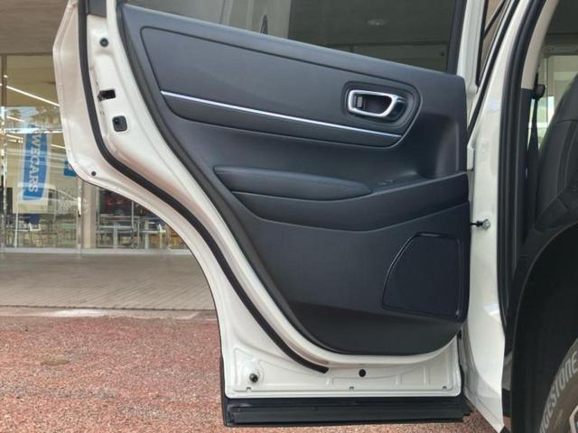 ヴェゼル ｅＨＥＶ　Ｚ　保証書／純正　９インチ　ナビ／ホンダセンシング／シートヒーター　前席／車線逸脱防止支援システム／電動バックドア／登録済未使用車／ヘッドランプ　ＬＥＤ／ＵＳＢジャック／Ｂｌｕｅｔｏｏｔｈ接続　禁煙車（23枚目）