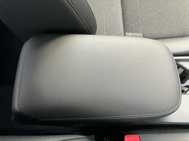 ヴェゼル ｅＨＥＶ　Ｚ　保証書／純正　９インチ　ナビ／ホンダセンシング／シートヒーター　前席／車線逸脱防止支援システム／電動バックドア／登録済未使用車／ヘッドランプ　ＬＥＤ／ＵＳＢジャック／Ｂｌｕｅｔｏｏｔｈ接続　禁煙車（32枚目）