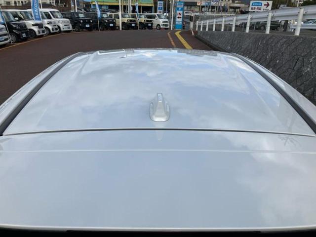 ヴェゼル ｅＨＥＶ　Ｚ　保証書／純正　９インチ　ナビ／ホンダセンシング／シートヒーター　前席／車線逸脱防止支援システム／電動バックドア／登録済未使用車／ヘッドランプ　ＬＥＤ／ＵＳＢジャック／Ｂｌｕｅｔｏｏｔｈ接続　禁煙車（49枚目）