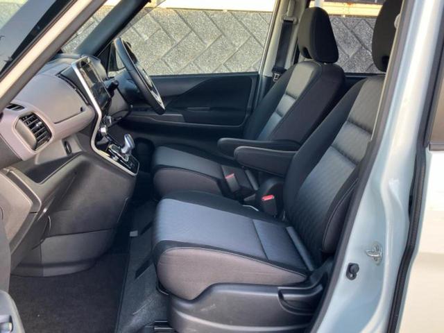 セレナ ｅパワーハイウェイスターＶ　新品タイヤ／保証書／純正　１０インチ　メモリーナビ／フリップダウンモニター　純正　１１インチ／インテリジェントルームミラー／エマージェンシーブレーキ／ハンズフリー両側電動スライドドア　全周囲カメラ（7枚目）