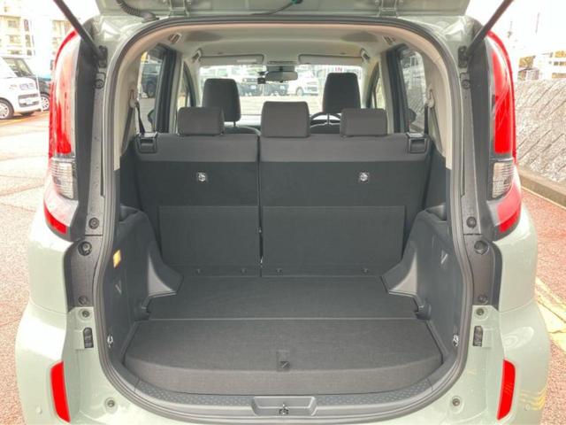 シエンタ Ｇ　保証書／ディスプレイオーディオ＋ナビ１０インチ／トヨタセーフティセンス／両側電動スライドドア／車線逸脱防止支援システム／ドライブレコーダー　社外／ヘッドランプ　ＬＥＤ／ＵＳＢジャック　バックカメラ（8枚目）