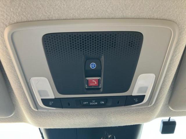 フリード eHEVクロスター 新品タイヤ/保証書/純正 11インチ SDナビ/ホンダセンシング/両側電動スライドドア/シートヒーター/マルチビューカメラシステム/車線逸脱防止支援システム/シート ハーフレザー 衝突被害軽減システム(42枚目)