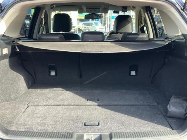 レヴォーグ 4WD1.6GTアイサイトSスタイル 新品タイヤ/保証書/純正 SDナビ/衝突安全装置/車線逸脱防止支援システム/シート ハーフレザー/ドライブレコーダー 純正/ヘッドランプ LED/USBジャック/Bluetooth接続/ETC 4WD(8枚目)