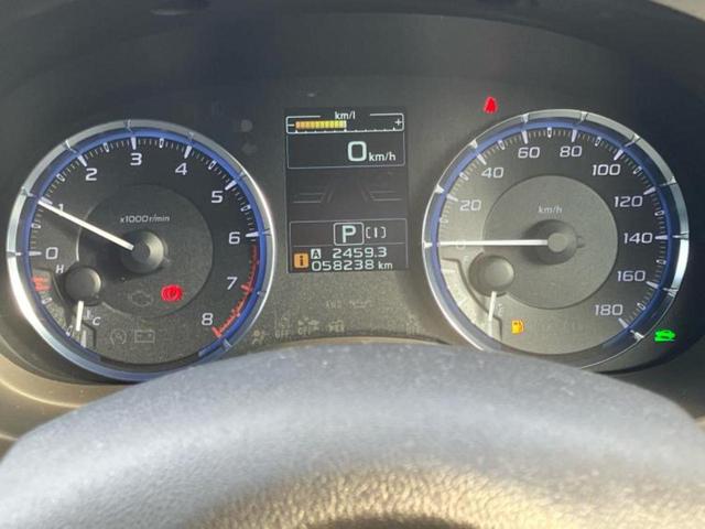 レヴォーグ 4WD1.6GTアイサイトSスタイル 新品タイヤ/保証書/純正 SDナビ/衝突安全装置/車線逸脱防止支援システム/シート ハーフレザー/ドライブレコーダー 純正/ヘッドランプ LED/USBジャック/Bluetooth接続/ETC 4WD(14枚目)