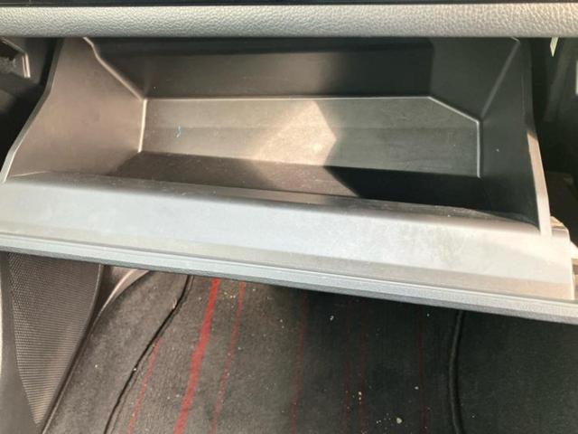 レヴォーグ 4WD1.6GTアイサイトSスタイル 新品タイヤ/保証書/純正 SDナビ/衝突安全装置/車線逸脱防止支援システム/シート ハーフレザー/ドライブレコーダー 純正/ヘッドランプ LED/USBジャック/Bluetooth接続/ETC 4WD(36枚目)