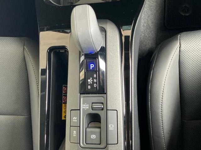 プリウス Ｚ　保証書／純正　１２．３インチ　メモリーナビ／デジタルインナーミラー／トヨタセーフティセンス／シートヒーター　前席／パノラミックビューモニター／車線逸脱防止支援システム／シート　合皮　全周囲カメラ（18枚目）