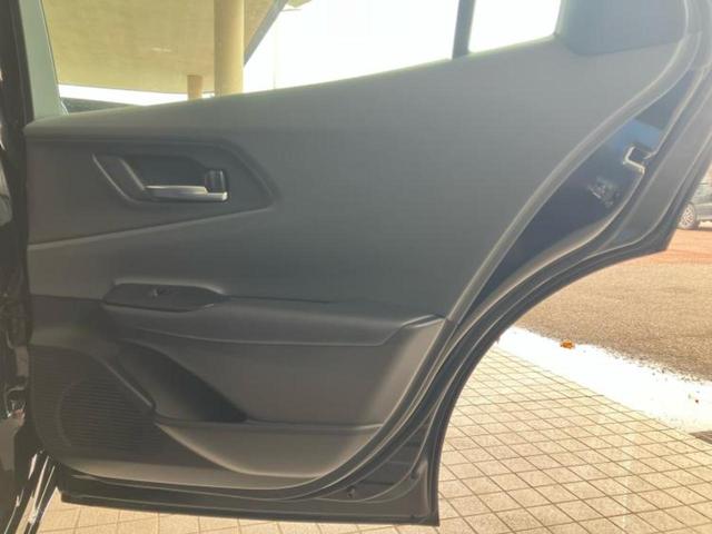 プリウス Ｚ　保証書／純正　１２．３インチ　メモリーナビ／デジタルインナーミラー／トヨタセーフティセンス／シートヒーター　前席／パノラミックビューモニター／車線逸脱防止支援システム／シート　合皮　全周囲カメラ（21枚目）