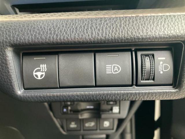 プリウス Ｚ　保証書／純正　１２．３インチ　メモリーナビ／デジタルインナーミラー／トヨタセーフティセンス／シートヒーター　前席／パノラミックビューモニター／車線逸脱防止支援システム／シート　合皮　全周囲カメラ（29枚目）