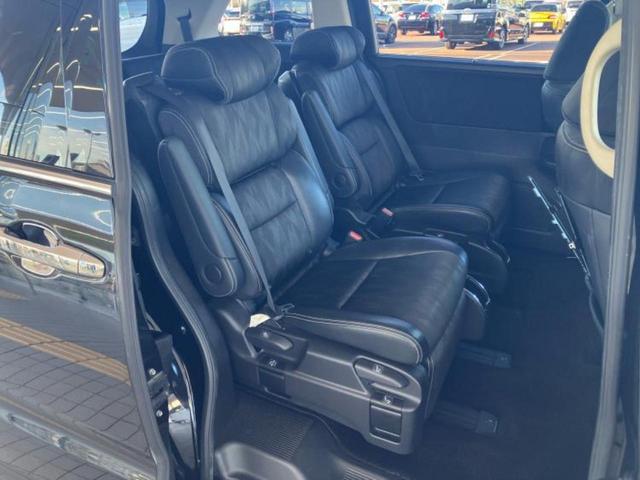 オデッセイハイブリッド ハイブリッドアブソルート・ＥＸホンダセンシング　保証書／純正　ＳＤナビ／フリップダウンモニター／衝突安全装置／両側電動スライドドア／シートヒーター／マルチビューカメラシステム／車線逸脱防止支援システム／シート　ハーフレザー　衝突被害軽減システム（5枚目）