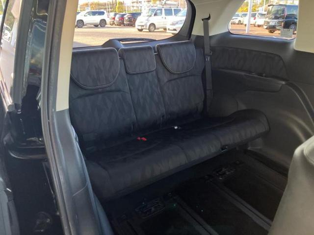 オデッセイハイブリッド ハイブリッドアブソルート・ＥＸホンダセンシング　保証書／純正　ＳＤナビ／フリップダウンモニター／衝突安全装置／両側電動スライドドア／シートヒーター／マルチビューカメラシステム／車線逸脱防止支援システム／シート　ハーフレザー　衝突被害軽減システム（6枚目）