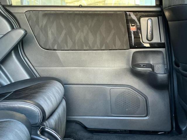 オデッセイハイブリッド ハイブリッドアブソルート・ＥＸホンダセンシング　保証書／純正　ＳＤナビ／フリップダウンモニター／衝突安全装置／両側電動スライドドア／シートヒーター／マルチビューカメラシステム／車線逸脱防止支援システム／シート　ハーフレザー　衝突被害軽減システム（25枚目）