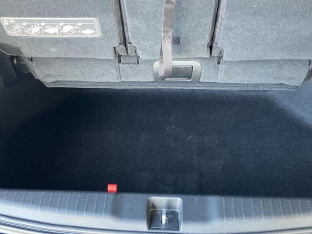 オデッセイハイブリッド ハイブリッドアブソルート・ＥＸホンダセンシング　保証書／純正　ＳＤナビ／フリップダウンモニター／衝突安全装置／両側電動スライドドア／シートヒーター／マルチビューカメラシステム／車線逸脱防止支援システム／シート　ハーフレザー　衝突被害軽減システム（28枚目）