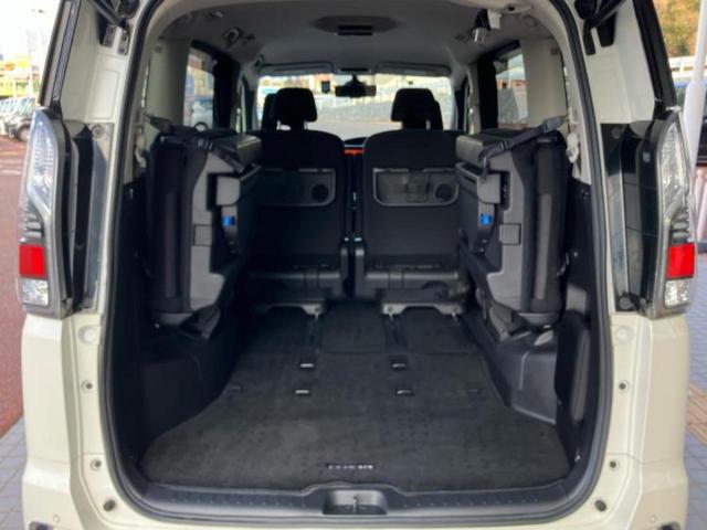 セレナ ｅパワーハイウェイスターＶ　新品タイヤ／保証書／社外　１１インチ　ＳＤナビ／インテリジェントルームミラー／衝突安全装置／両側電動スライドドア／シートヒーター　前席／アラウンドビューモニター／車線逸脱防止支援システム　全周囲カメラ（21枚目）