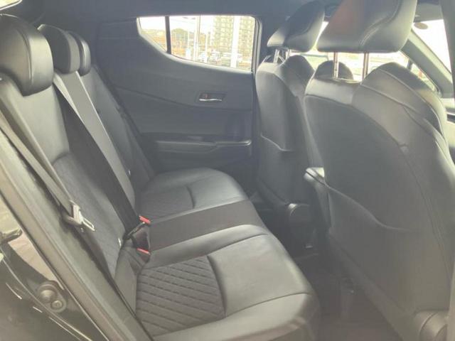 Ｃ－ＨＲ Ｇモードネロセーフティプラス２　新品タイヤ／保証書／ディスプレイオーディオ＋ナビ８インチ／衝突安全装置／シートヒーター　前席／全方位モニター／車線逸脱防止支援システム／シート　ハーフレザー／ヘッドランプ　ＬＥＤ　衝突被害軽減システム（5枚目）