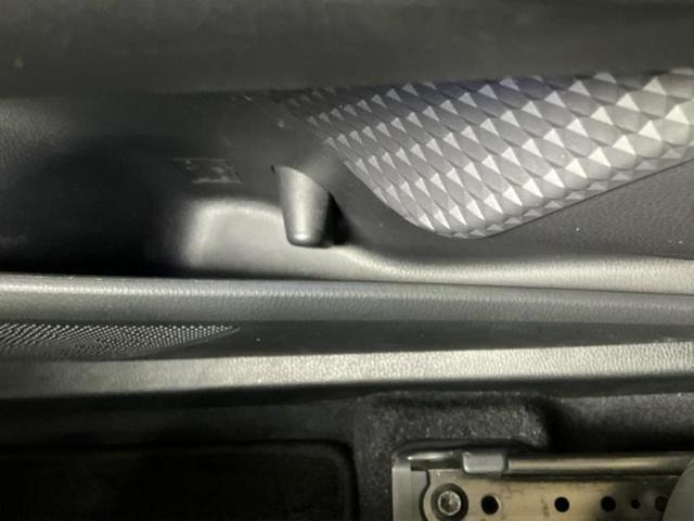 Ｃ－ＨＲ Ｇモードネロセーフティプラス２　新品タイヤ／保証書／ディスプレイオーディオ＋ナビ８インチ／衝突安全装置／シートヒーター　前席／全方位モニター／車線逸脱防止支援システム／シート　ハーフレザー／ヘッドランプ　ＬＥＤ　衝突被害軽減システム（37枚目）