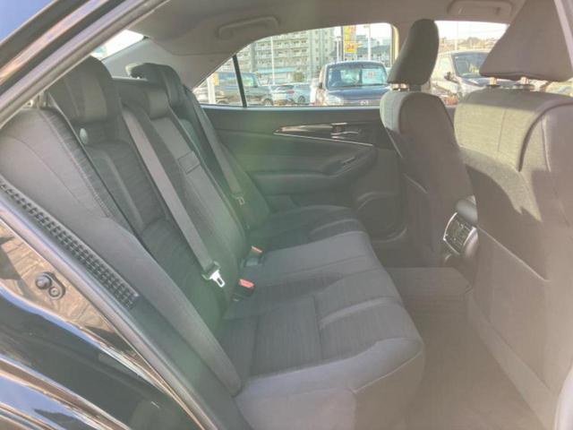 クラウンハイブリッド ハイブリッドアスリートＳブラックスタイル　新品タイヤ／保証書／純正　ＨＤＤナビ／シートヒーター／ドライブレコーダー　社外／ヘッドランプ　ＬＥＤ／Ｂｌｕｅｔｏｏｔｈ接続／ＥＴＣ／ＥＢＤ付ＡＢＳ／横滑り防止装置／アイドリングストップ　バックカメラ（5枚目）