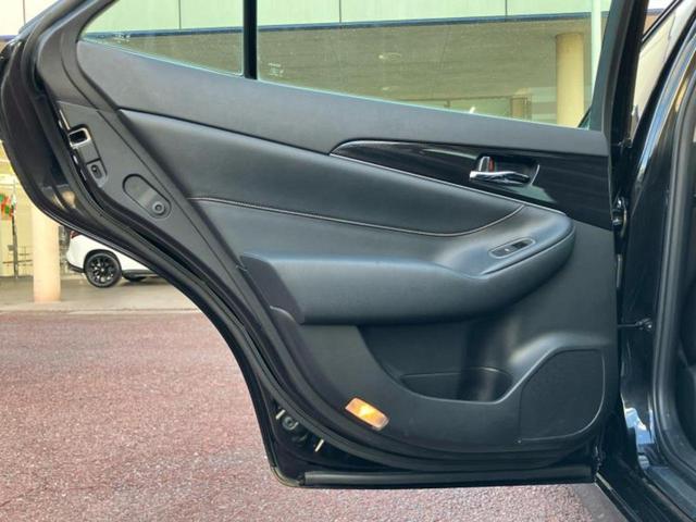 クラウンハイブリッド ハイブリッドアスリートＳブラックスタイル　新品タイヤ／保証書／純正　ＨＤＤナビ／シートヒーター／ドライブレコーダー　社外／ヘッドランプ　ＬＥＤ／Ｂｌｕｅｔｏｏｔｈ接続／ＥＴＣ／ＥＢＤ付ＡＢＳ／横滑り防止装置／アイドリングストップ　バックカメラ（21枚目）