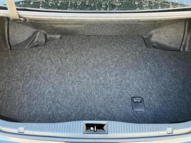 クラウンハイブリッド ハイブリッドアスリートＳブラックスタイル　新品タイヤ／保証書／純正　ＨＤＤナビ／シートヒーター／ドライブレコーダー　社外／ヘッドランプ　ＬＥＤ／Ｂｌｕｅｔｏｏｔｈ接続／ＥＴＣ／ＥＢＤ付ＡＢＳ／横滑り防止装置／アイドリングストップ　バックカメラ（22枚目）