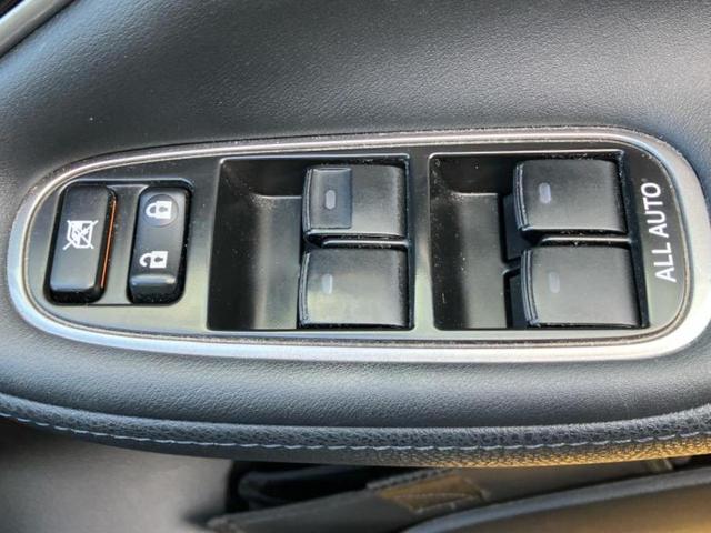 クラウンハイブリッド ハイブリッドアスリートＳブラックスタイル　新品タイヤ／保証書／純正　ＨＤＤナビ／シートヒーター／ドライブレコーダー　社外／ヘッドランプ　ＬＥＤ／Ｂｌｕｅｔｏｏｔｈ接続／ＥＴＣ／ＥＢＤ付ＡＢＳ／横滑り防止装置／アイドリングストップ　バックカメラ（25枚目）