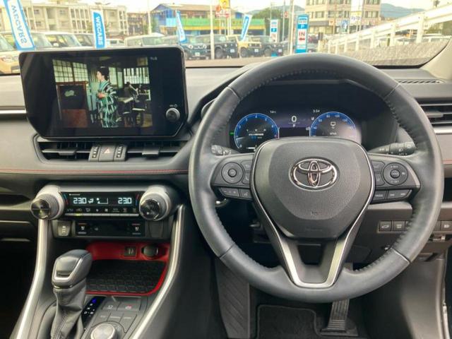 ＲＡＶ４ ４ＷＤアドベンチャーオフロードパッケージ２　保証書／ディスプレイオーディオ＋ナビ１０インチ／デジタルインナーミラー／衝突安全装置／エアーシート　前席／車線逸脱防止支援システム／シート　合皮／電動バックドア／ヘッドランプ　ＬＥＤ　バックカメラ（15枚目）