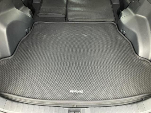 ＲＡＶ４ ４ＷＤアドベンチャーオフロードパッケージ２　保証書／ディスプレイオーディオ＋ナビ１０インチ／デジタルインナーミラー／衝突安全装置／エアーシート　前席／車線逸脱防止支援システム／シート　合皮／電動バックドア／ヘッドランプ　ＬＥＤ　バックカメラ（24枚目）