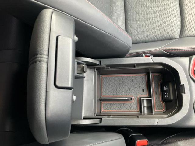 ＲＡＶ４ ４ＷＤアドベンチャーオフロードパッケージ２　保証書／ディスプレイオーディオ＋ナビ１０インチ／デジタルインナーミラー／衝突安全装置／エアーシート　前席／車線逸脱防止支援システム／シート　合皮／電動バックドア／ヘッドランプ　ＬＥＤ　バックカメラ（34枚目）