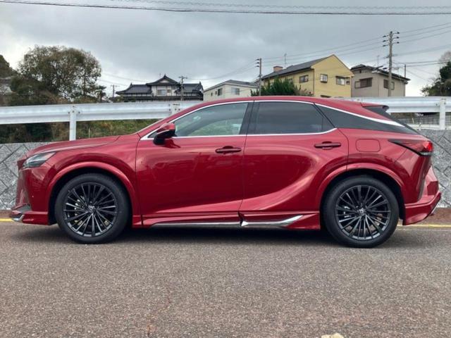 ＲＸ ＲＸ３５０バージョンＬ　サンルーフ／純正エアロ／保証書／純正　ＳＤナビ／デジタルインナーミラー／衝突安全装置／シートヒーター／全方位モニター／車線逸脱防止支援システム／シート　ハーフレザー／パーキングアシスト　自動操舵（2枚目）