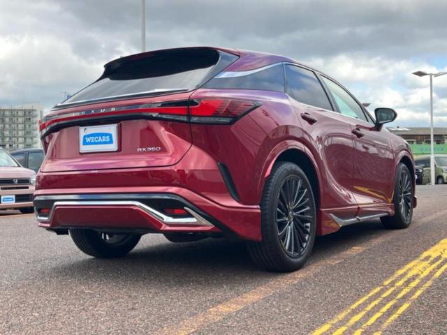 ＲＸ ＲＸ３５０バージョンＬ　サンルーフ／純正エアロ／保証書／純正　ＳＤナビ／デジタルインナーミラー／衝突安全装置／シートヒーター／全方位モニター／車線逸脱防止支援システム／シート　ハーフレザー／パーキングアシスト　自動操舵（3枚目）