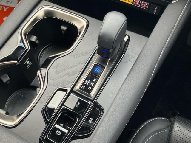 ＲＸ ＲＸ３５０バージョンＬ　サンルーフ／純正エアロ／保証書／純正　ＳＤナビ／デジタルインナーミラー／衝突安全装置／シートヒーター／全方位モニター／車線逸脱防止支援システム／シート　ハーフレザー／パーキングアシスト　自動操舵（18枚目）